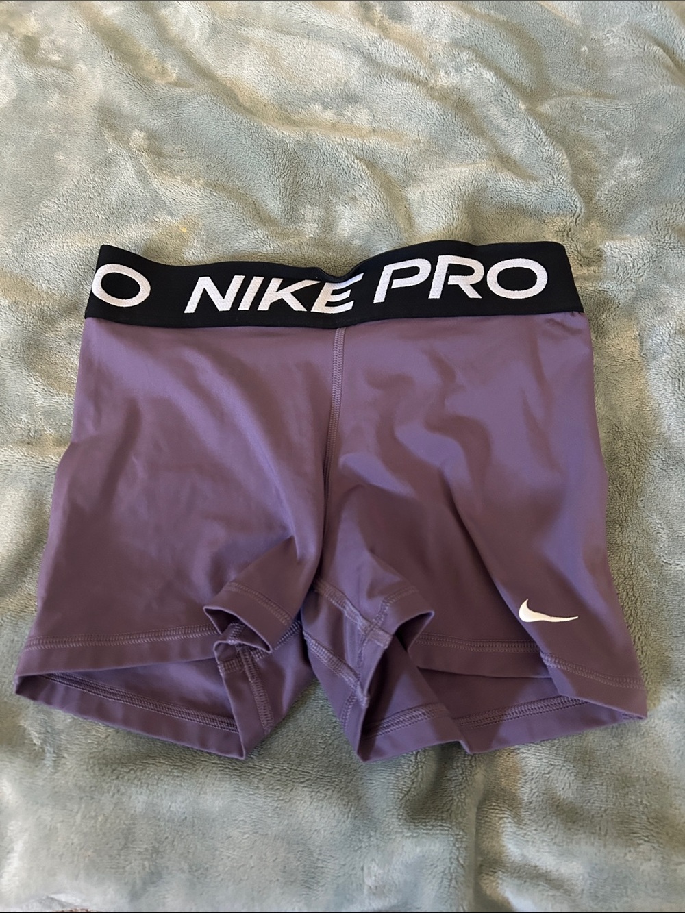 Nike Pro Women's Mauve Workout Bike Shorts with Black Waistband
